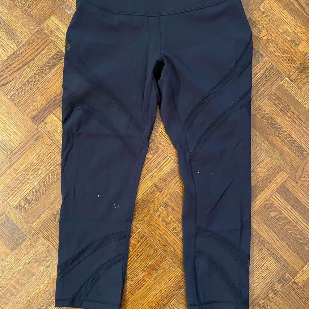 Lululemon crops with mesh